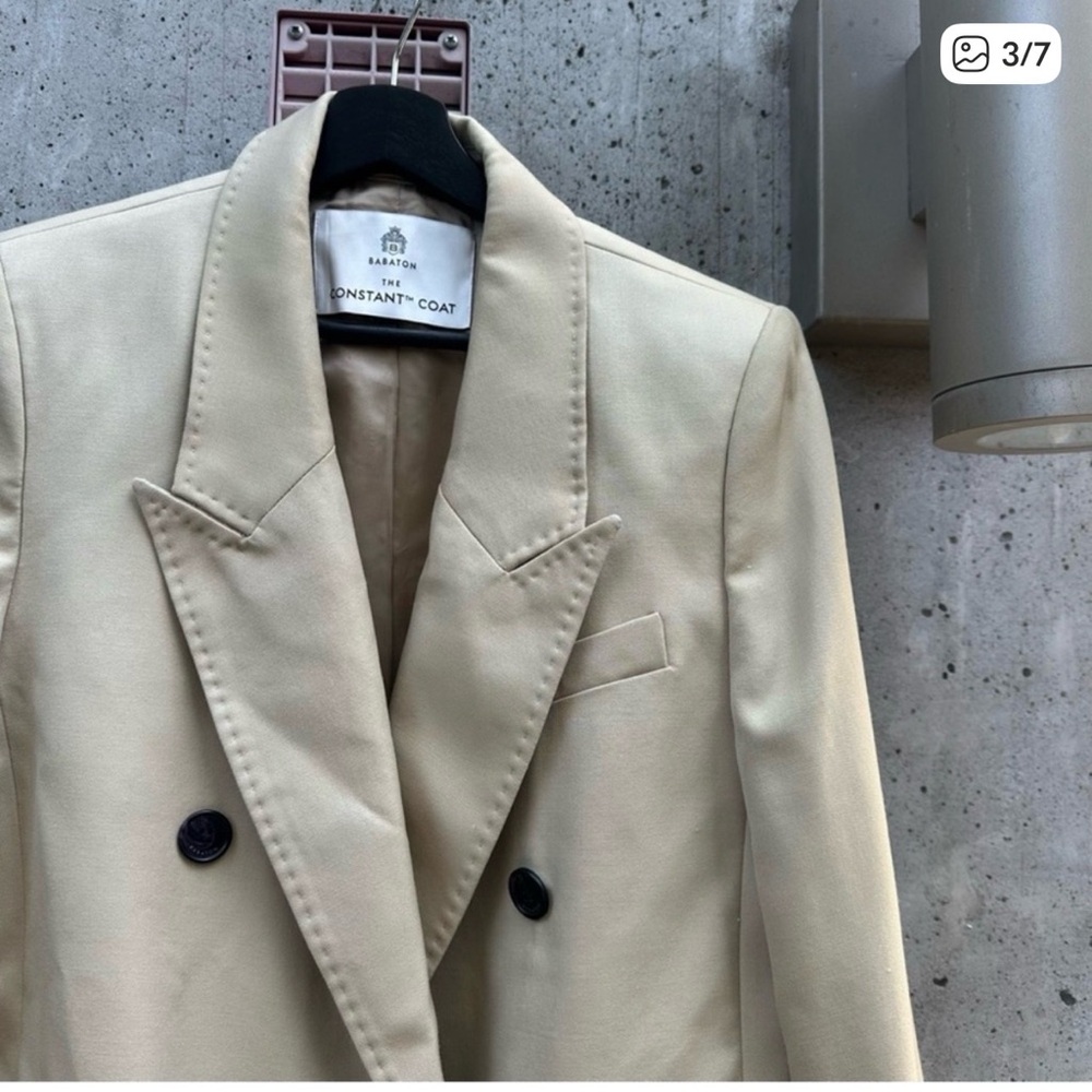 Aritzia - Babaton The Constant™ Coat - Wool - Picture 2 of 10